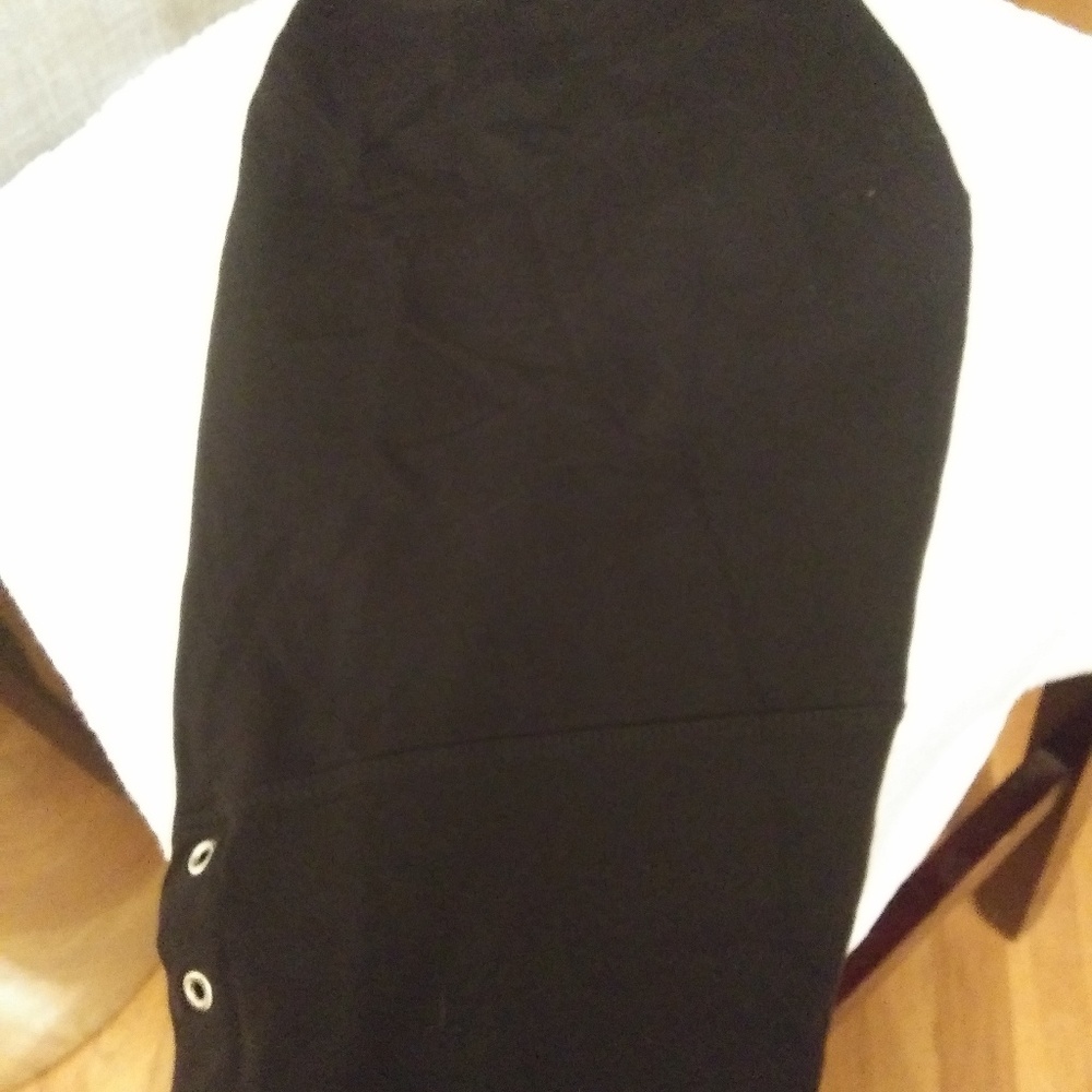 KOS Shorts - Picture 3 of 5